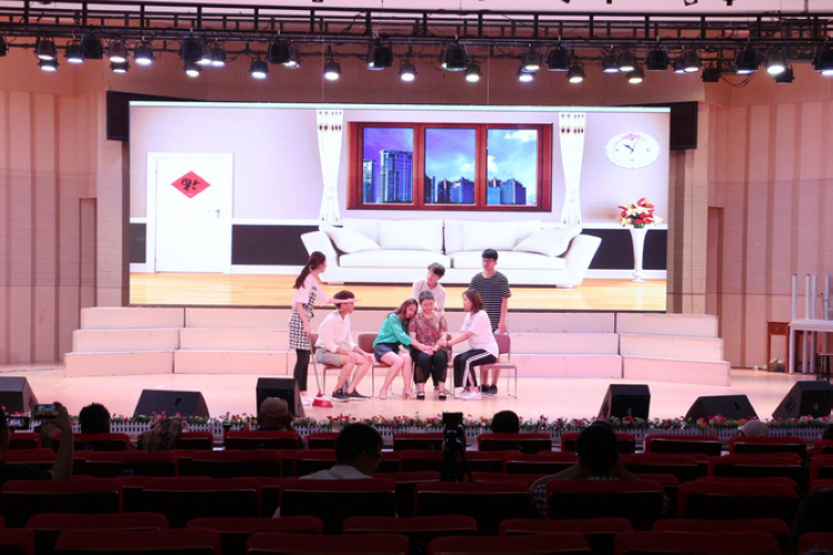 省第十六届大学生科技文化艺术节短剧曲艺大赛在我校举行
